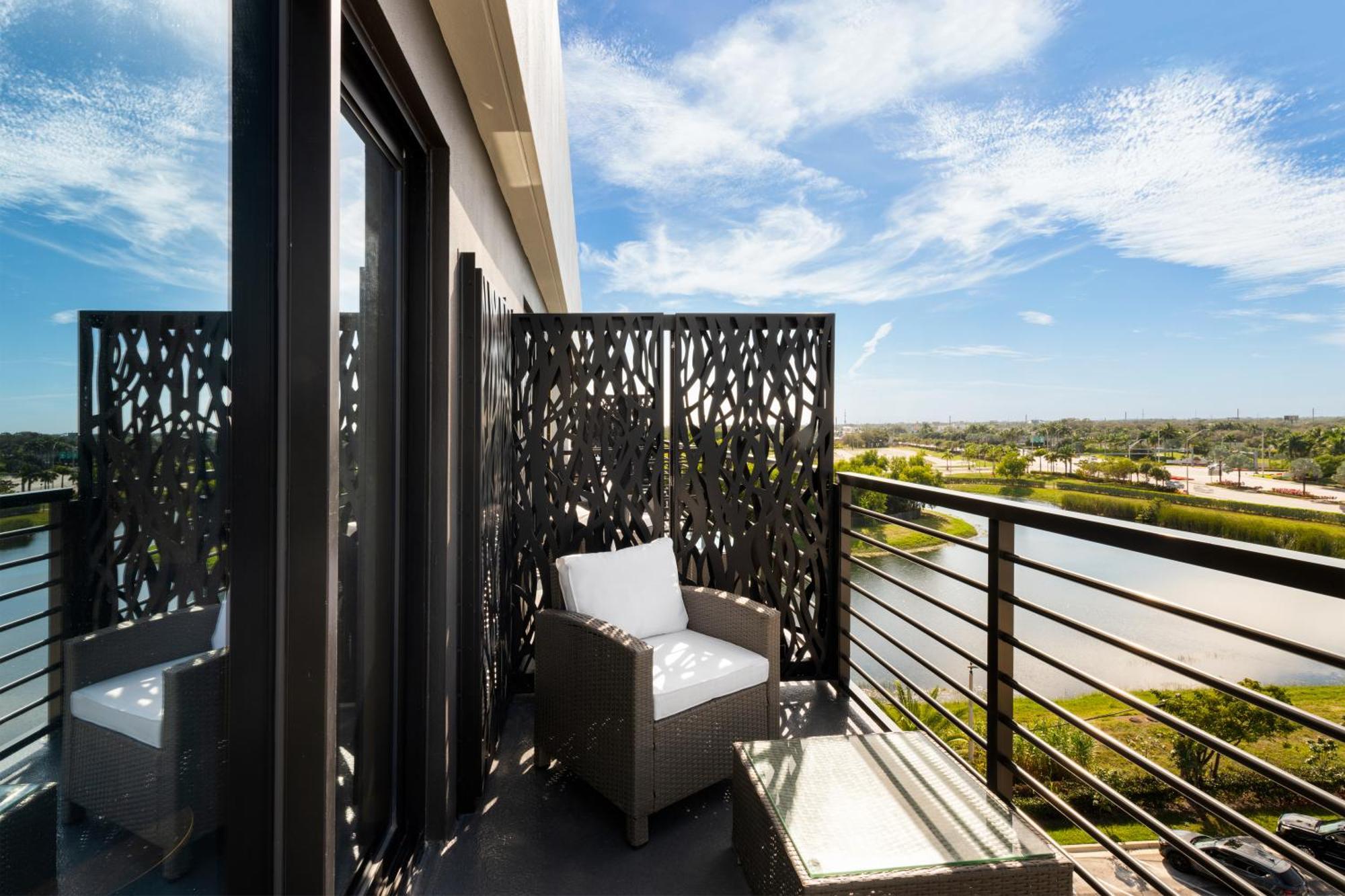 Dolce By Wyndham Hollywood Hotell Exteriör bild