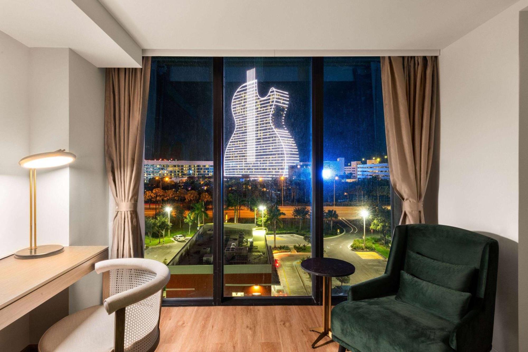 Dolce By Wyndham Hollywood Hotell Exteriör bild