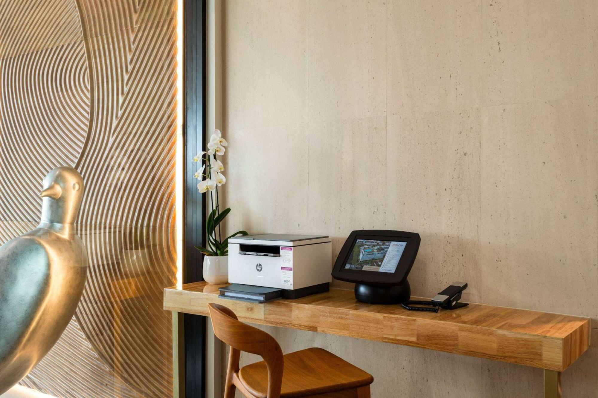 Dolce By Wyndham Hollywood Hotell Exteriör bild